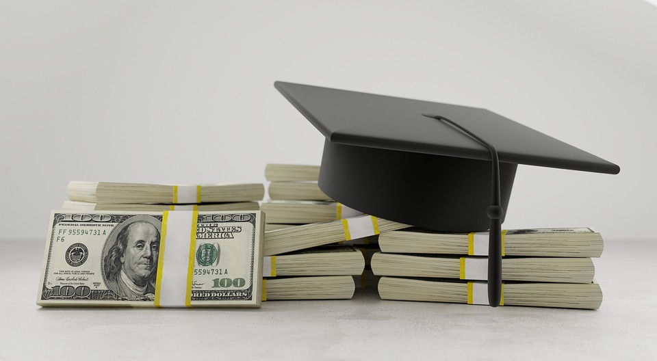 Are Payday Loans Suitable for Students?